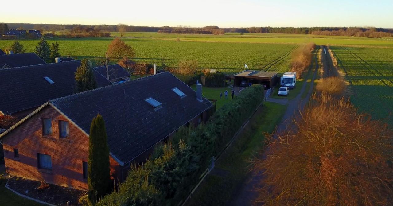 Alte Salzstrasse 43 Ferienwohnung Brietlingen Bagian luar foto